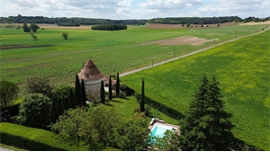 chateau à la vente -   24320  CHAMPAGNE ET FONTAINE, surface 186 m2 vente chateau - UBI424118632